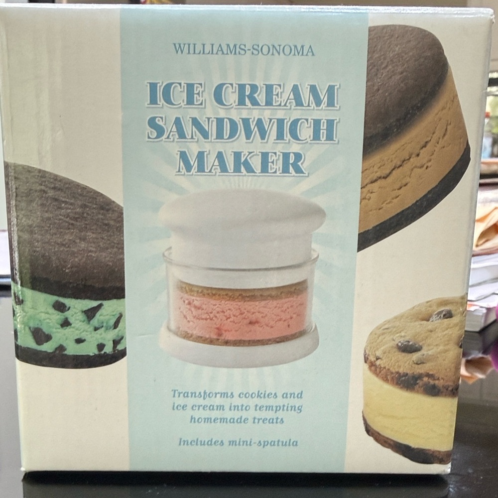 NWT Williams Sonoma Ice Cream Sandwich Maker